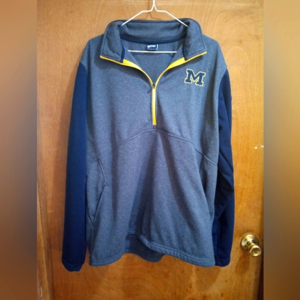 Nike Gray and Blue Quarter-Zip Pullover